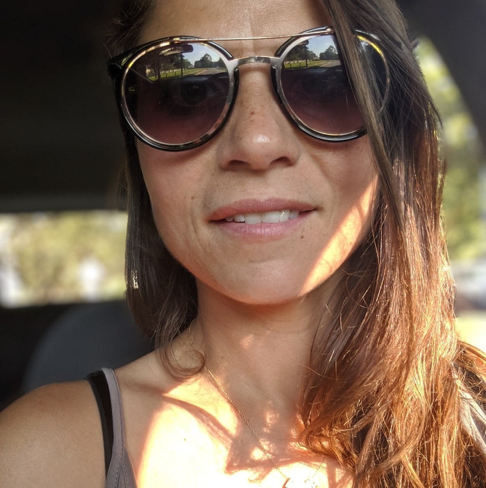 Meet your Posher, Nicole
